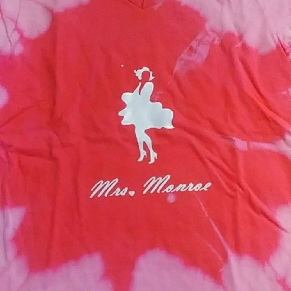 SimplyVita  Mrs.Monroe tie-dye